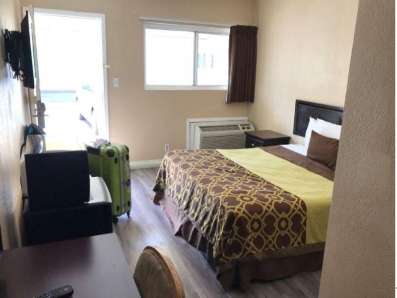 Anaheim Executive Inn & Suites Ngoại thất bức ảnh