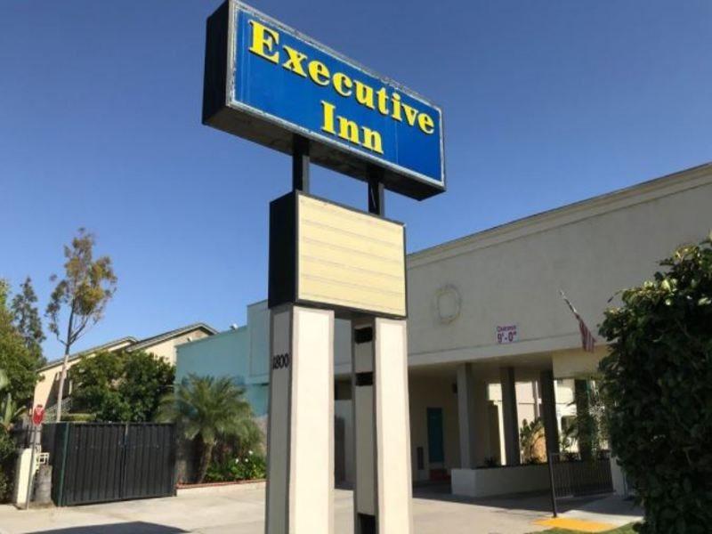 Anaheim Executive Inn & Suites Ngoại thất bức ảnh