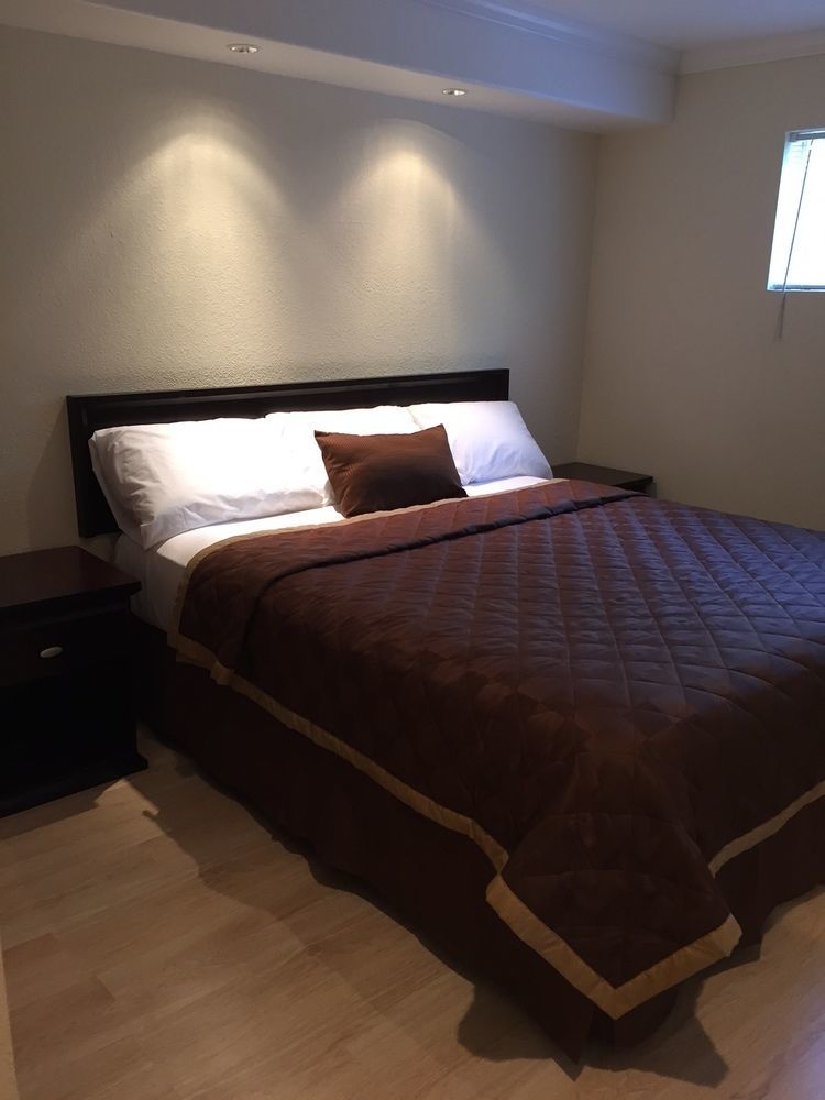 Anaheim Executive Inn & Suites Ngoại thất bức ảnh