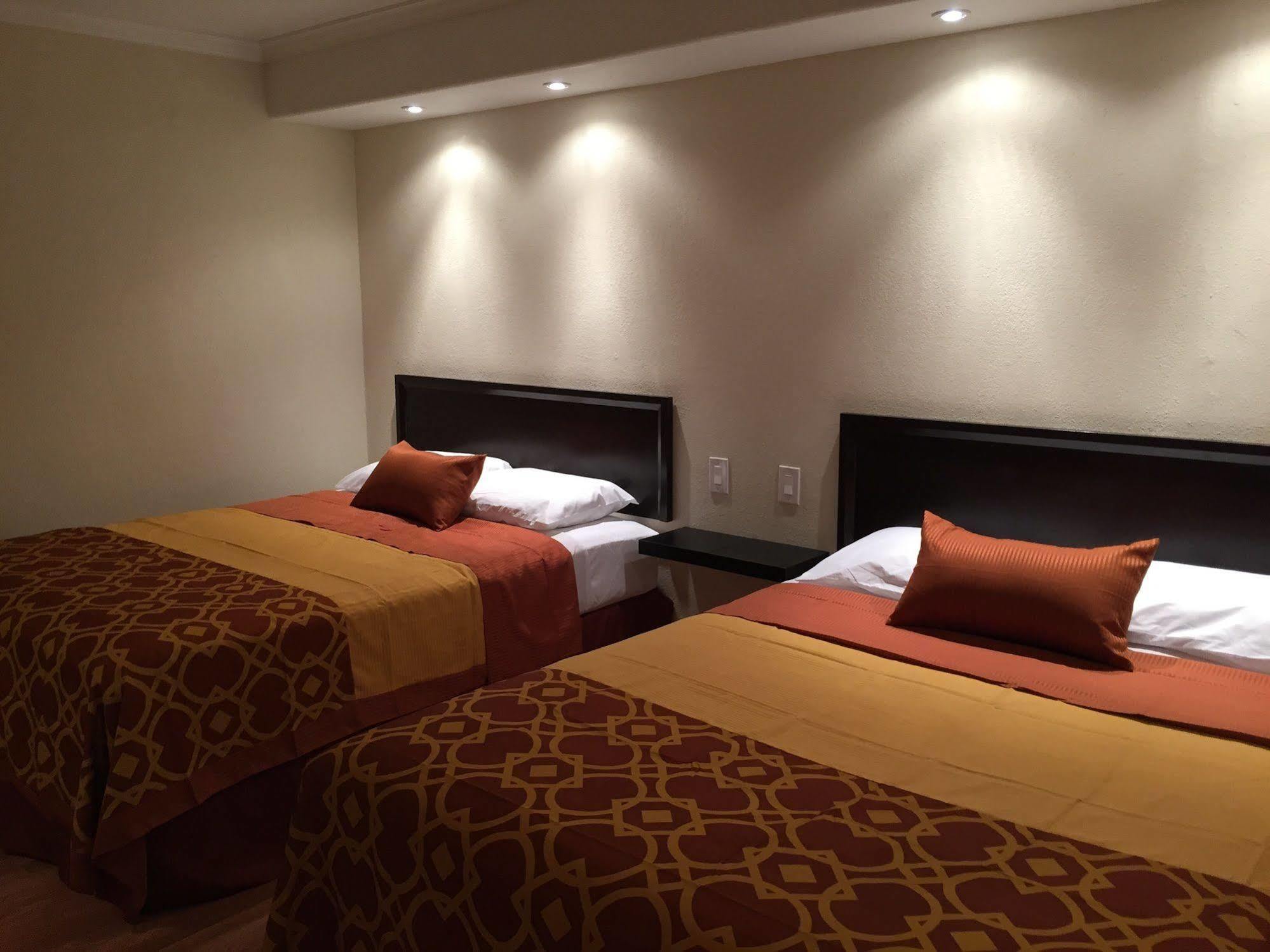 Anaheim Executive Inn & Suites Ngoại thất bức ảnh